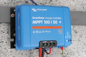 Solarregler MPPT 100A